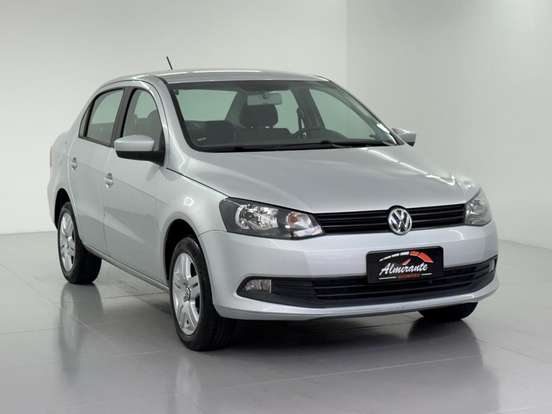 VOLKSWAGEN-VOYAGE-2014