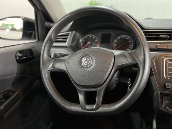 VOLKSWAGEN-VOYAGE-2021