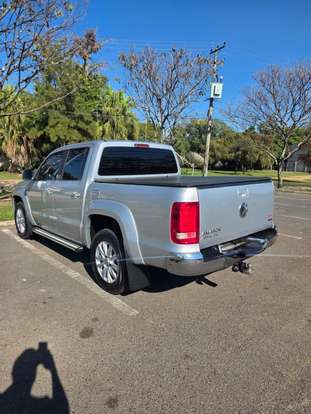 VOLKSWAGEN-AMAROK-2015