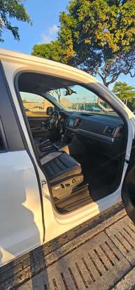 VOLKSWAGEN-AMAROK-2017