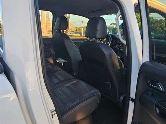 VOLKSWAGEN-AMAROK-2.0 HIGHLINE 4X4 CD 16V TURBO INTERCOOLER DIESEL 4P AUTOMÁTICO VOLKSWAGEN-AMAROK-2017