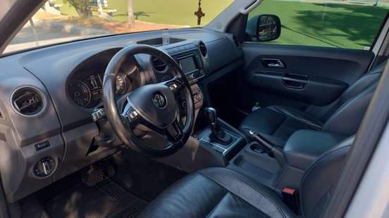 VOLKSWAGEN-AMAROK-2016