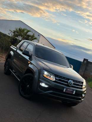 VOLKSWAGEN-AMAROK-2021