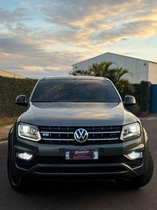 VOLKSWAGEN-AMAROK-2021