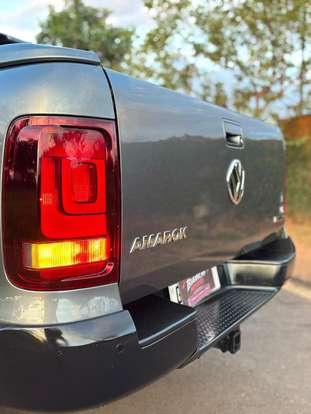 VOLKSWAGEN-AMAROK-2021