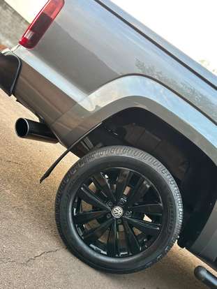 VOLKSWAGEN-AMAROK-2021