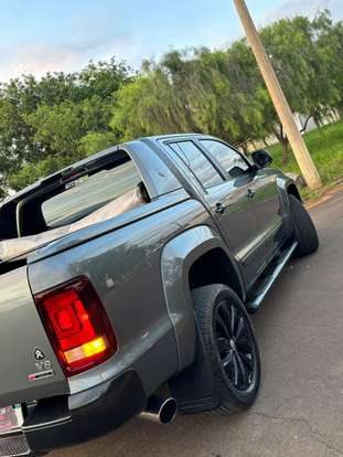 VOLKSWAGEN-AMAROK-2021