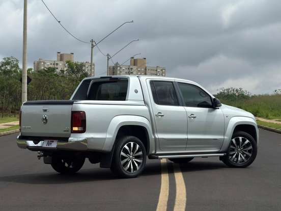 VOLKSWAGEN-AMAROK-2019