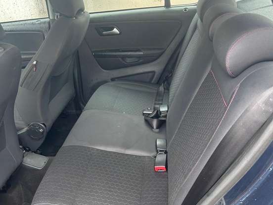 VOLKSWAGEN-CROSSFOX-1.6 MI FLEX 8V 4P AUTOMATIZADO VOLKSWAGEN-CROSSFOX-2013