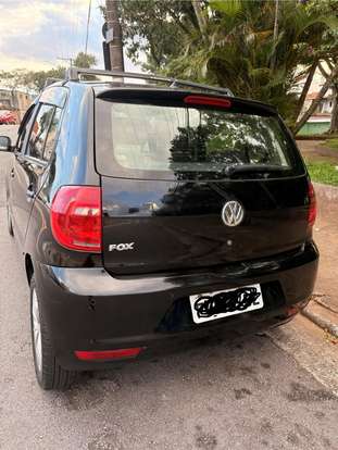VOLKSWAGEN-FOX-2014