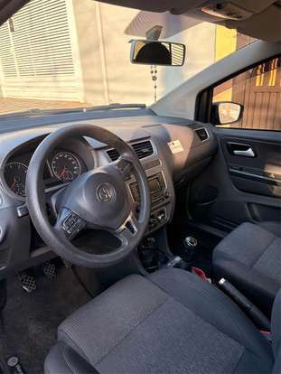 VOLKSWAGEN-FOX-1.0 MI 8V FLEX 4P MANUAL VOLKSWAGEN-FOX-2014