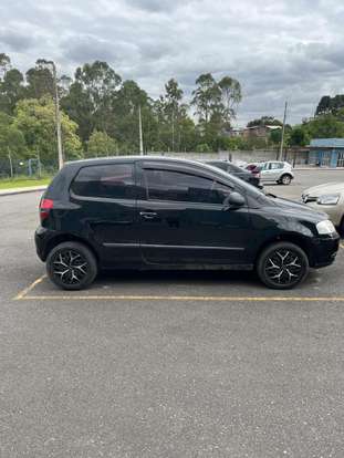 VOLKSWAGEN-FOX-2006