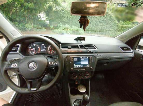VOLKSWAGEN-GOL-2019