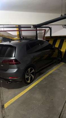VOLKSWAGEN-GOLF-2018