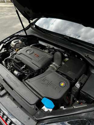 VOLKSWAGEN-GOLF-2014
