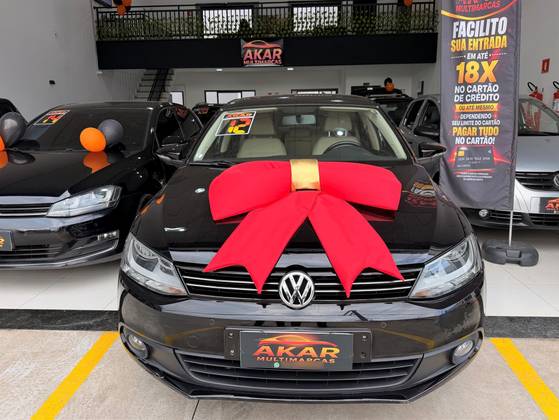 VOLKSWAGEN JETTA 2.0 COMFORTLINE FLEX 4P TIPTRONIC