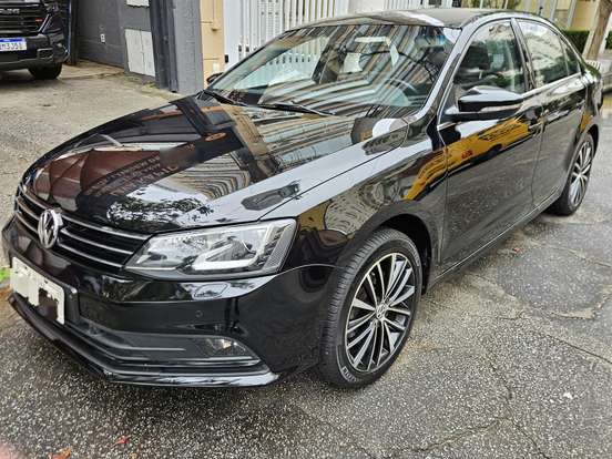 VOLKSWAGEN-JETTA-2017