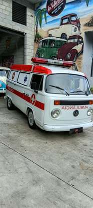 VOLKSWAGEN-KOMBI-2013
