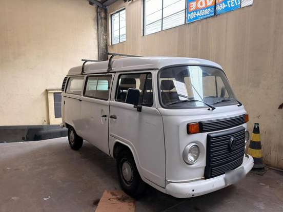 VOLKSWAGEN-KOMBI-1.4 MI STD 8V FLEX 3P MANUAL VOLKSWAGEN-KOMBI-2010