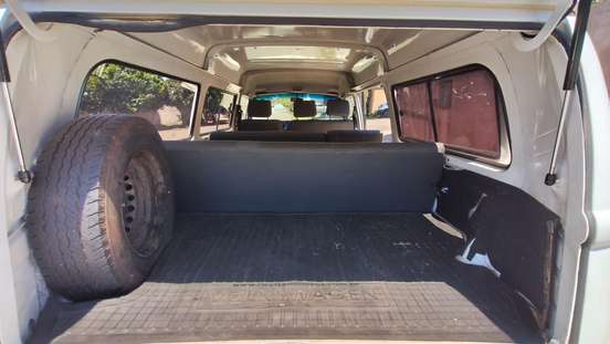 VOLKSWAGEN-KOMBI-1.4 MI STD 8V FLEX 4P MANUAL VOLKSWAGEN-KOMBI-2012