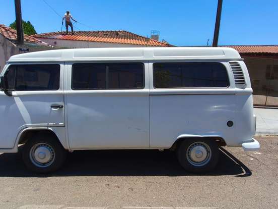 VOLKSWAGEN-KOMBI-1.4 MI STD 8V FLEX 4P MANUAL VOLKSWAGEN-KOMBI-2012
