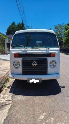 VOLKSWAGEN-KOMBI-2012