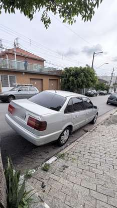 VOLKSWAGEN-PASSAT-1995