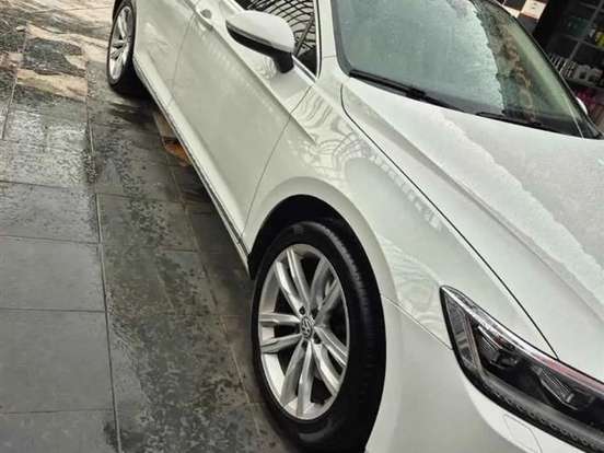 VOLKSWAGEN-PASSAT-2.0 16V TSI BLUEMOTION GASOLINA HIGHLINE 4P DSG VOLKSWAGEN-PASSAT-2018
