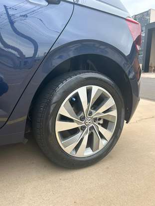 VOLKSWAGEN-POLO-2018
