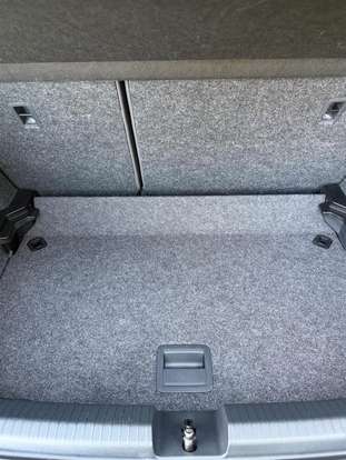 VOLKSWAGEN-POLO-2017