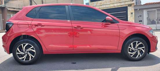 VOLKSWAGEN-POLO-2025