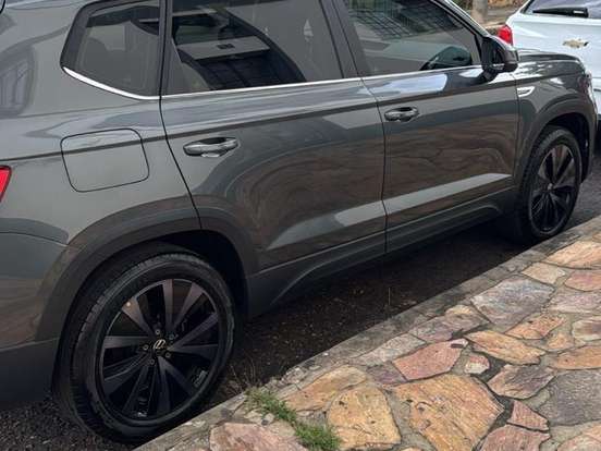 VOLKSWAGEN-TAOS-1.4 250 TSI TOTAL FLEX COMFORTLINE AUTOMÁTICO VOLKSWAGEN-TAOS-2024