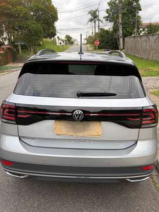 VOLKSWAGEN-T-CROSS-2024
