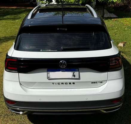 VOLKSWAGEN-T-CROSS-1.4 250 TSI TOTAL FLEX HIGHLINE AUTOMÁTICO VOLKSWAGEN-T-CROSS-2023