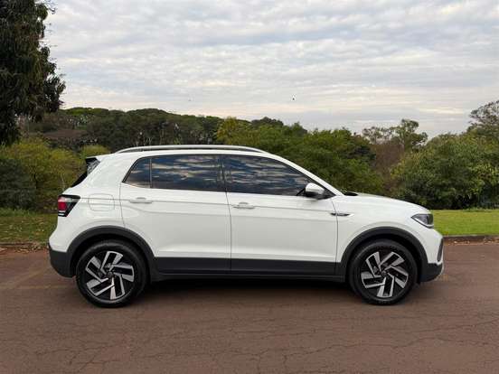 VOLKSWAGEN-T-CROSS-2025