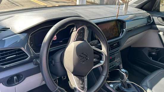 VOLKSWAGEN-T-CROSS-2022