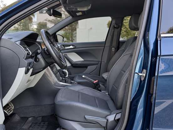 VOLKSWAGEN-T-CROSS-1.4 250 TSI TOTAL FLEX HIGHLINE AUTOMÁTICO VOLKSWAGEN-T-CROSS-2023