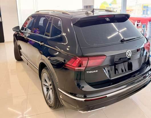 VOLKSWAGEN-TIGUAN-2019