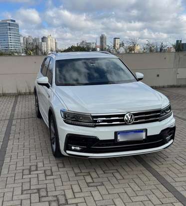 VOLKSWAGEN-TIGUAN-2019