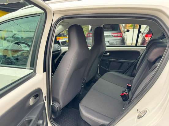 VOLKSWAGEN-UP-1.0 170 TSI TOTAL FLEX XTREME 4P MANUAL VOLKSWAGEN-UP-2019