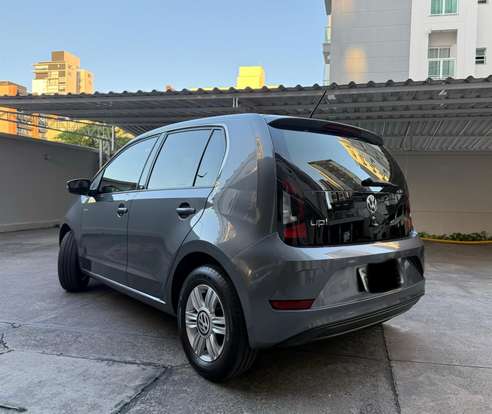 VOLKSWAGEN-UP-2017