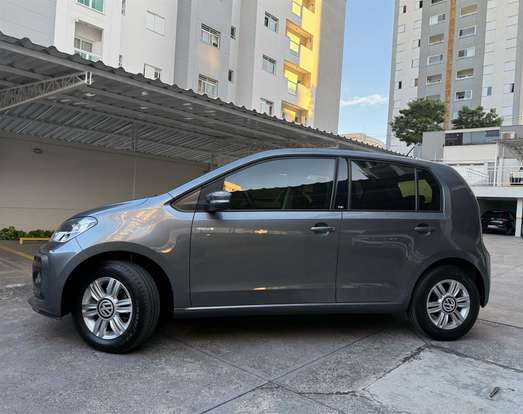 VOLKSWAGEN-UP-2017