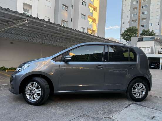 VOLKSWAGEN-UP-1.0 TSI MOVE UP 12V FLEX 4P MANUAL VOLKSWAGEN-UP-2017