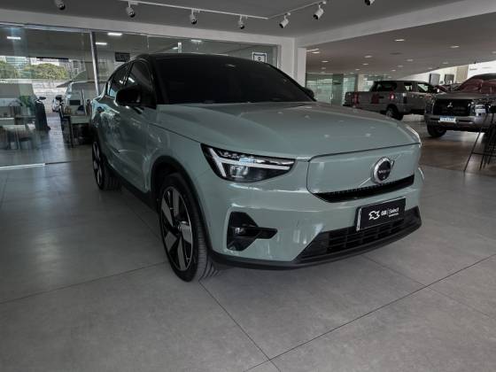 VOLVO C40 P8 RECHARGE PURE ELECTRIC AWD