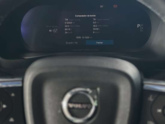 VOLVO-C40-2022