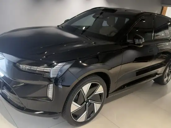 VOLVO-EX90-P8 RECHARGE TWIN ELECTRIC PERFORMANCE ULTRA AWD VOLVO-EX90-2025