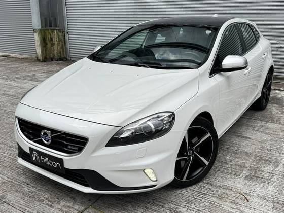 VOLVO V40 2.0 T5 R DESIGN TURBO GASOLINA 4P AUTOMÁTICO