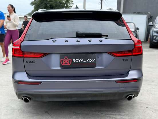 VOLVO-V60-2.0 T5 GASOLINA MOMENTUM GEARTRONIC VOLVO-V60-2019