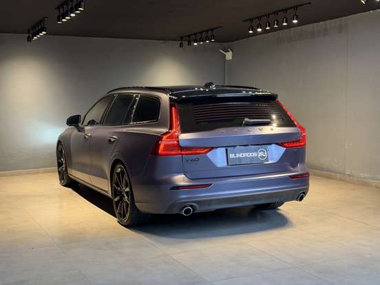 VOLVO-V60-2019