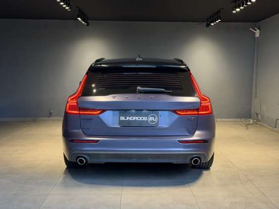 VOLVO-V60-2019